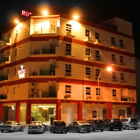Hotel Time Boutique Nilai Esterno foto