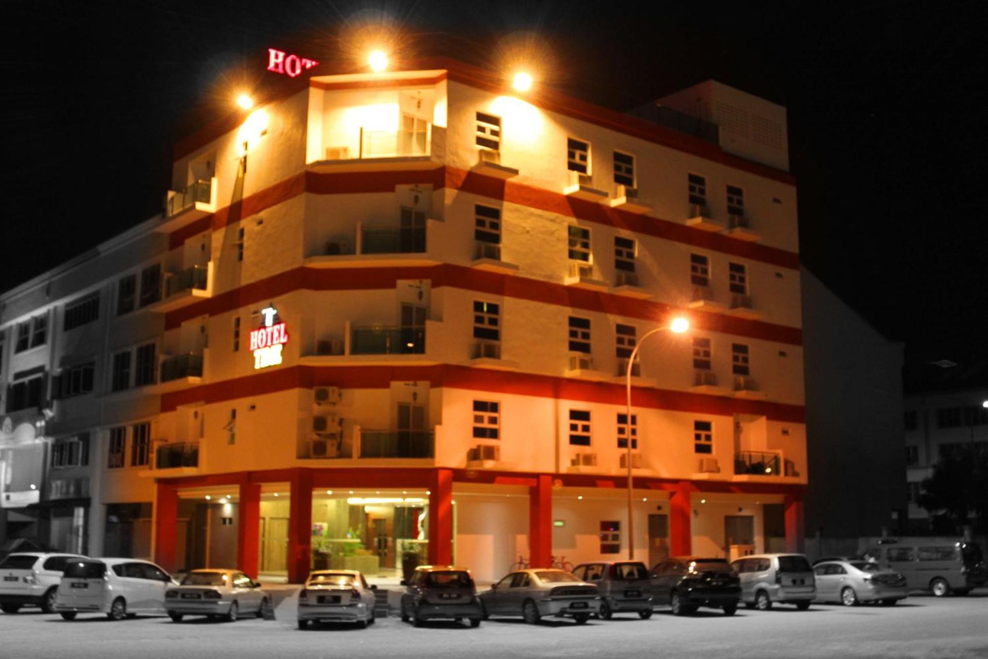 Hotel Time Boutique Nilai Esterno foto