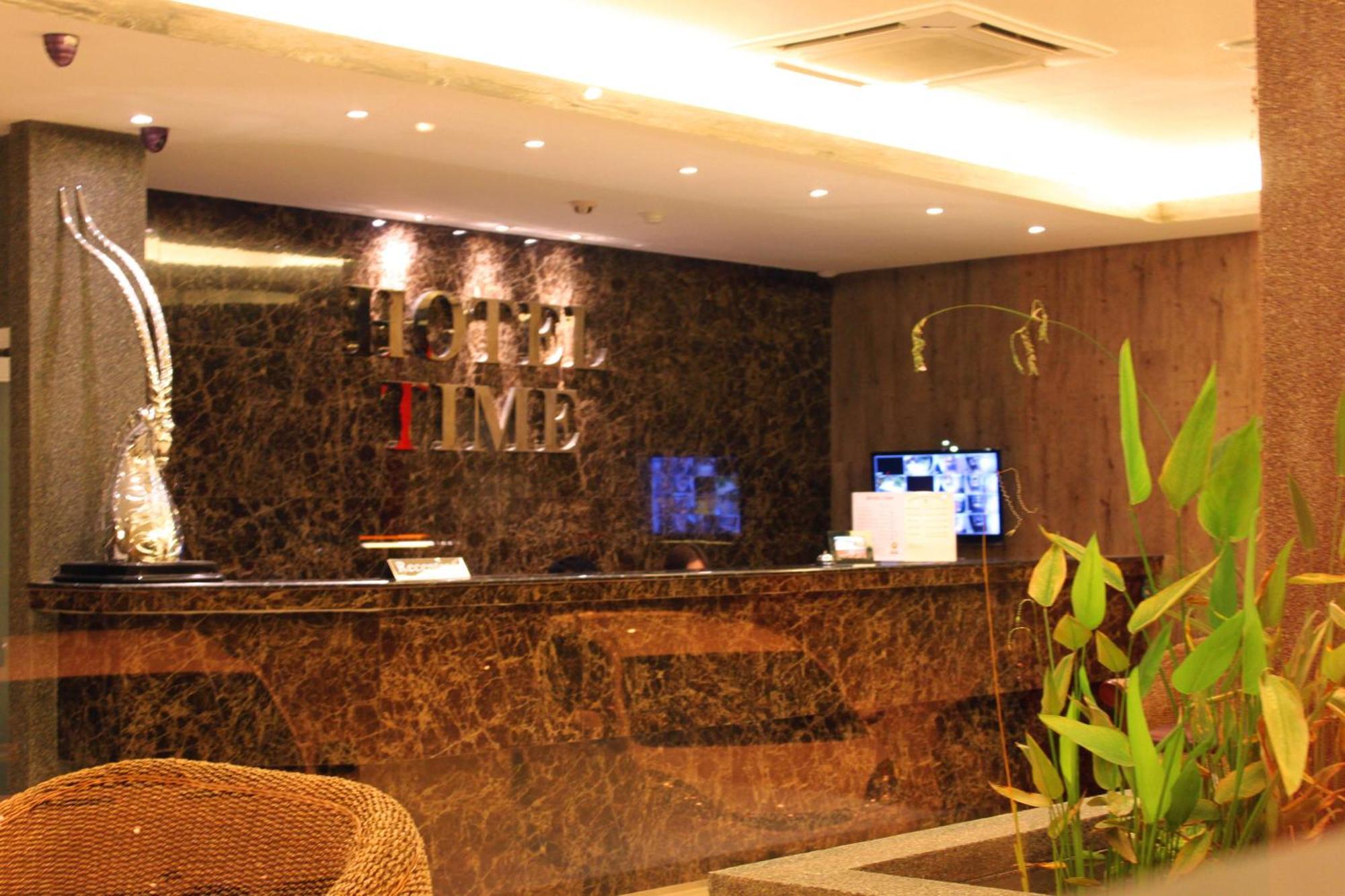 Hotel Time Boutique Nilai Esterno foto