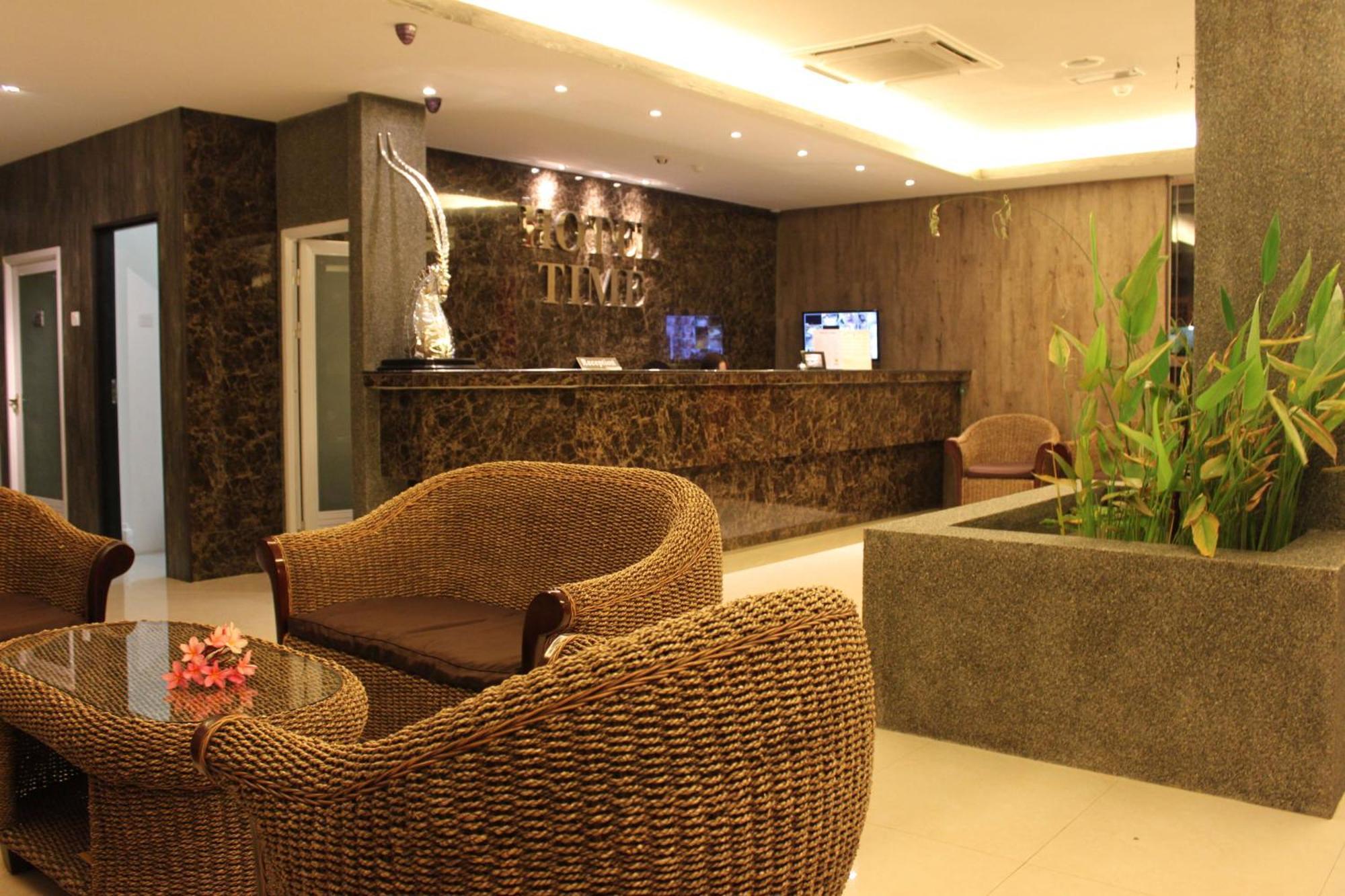 Hotel Time Boutique Nilai Esterno foto